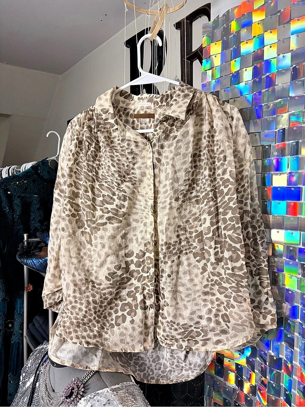 Mother The Breeze Top Animal Print Button-Down Beige & Brown Small